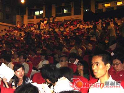 �l(f��)����(hu��)�F(xi��n)��(ch��ng)��ɽ�˺�