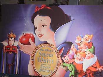 ����(l��)������չʾ�Ę�Ʒ